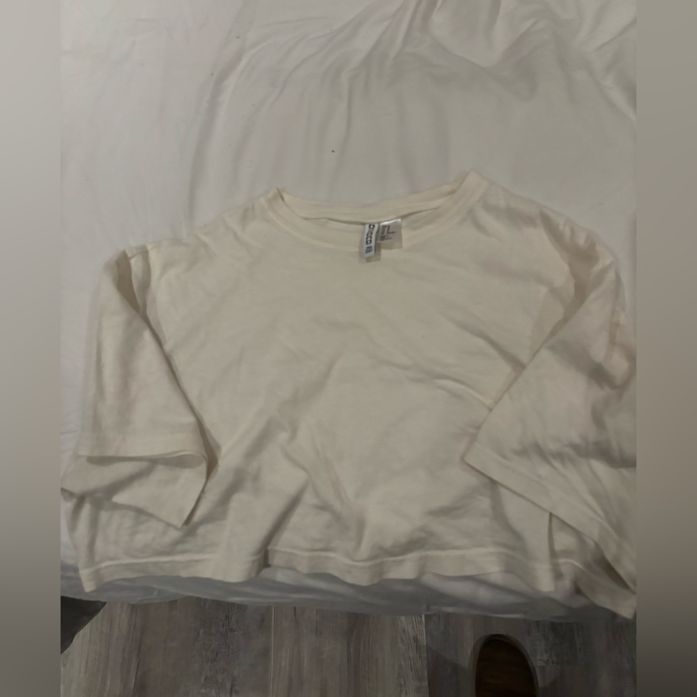 H&M Cream Short Sleeve crop